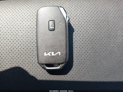 
										KIA Sportage Hybrid full									
