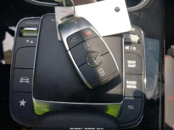 
										Mercedes-Benz Cla 250 Coupe full									