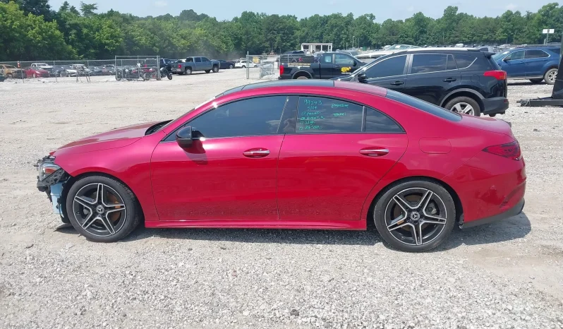 
								Mercedes-Benz Cla 250 Coupe full									