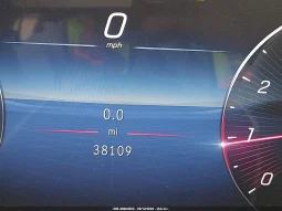 
										Mercedes-Benz C 300 full									