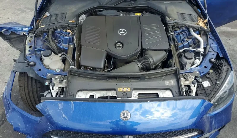 
								Mercedes-Benz C-Class full									