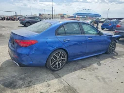 
										Mercedes-Benz C-Class full									