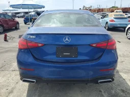 
										Mercedes-Benz C-Class full									