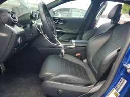 
										Mercedes-Benz C-Class full									