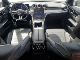 
										Mercedes-Benz C-Class full									