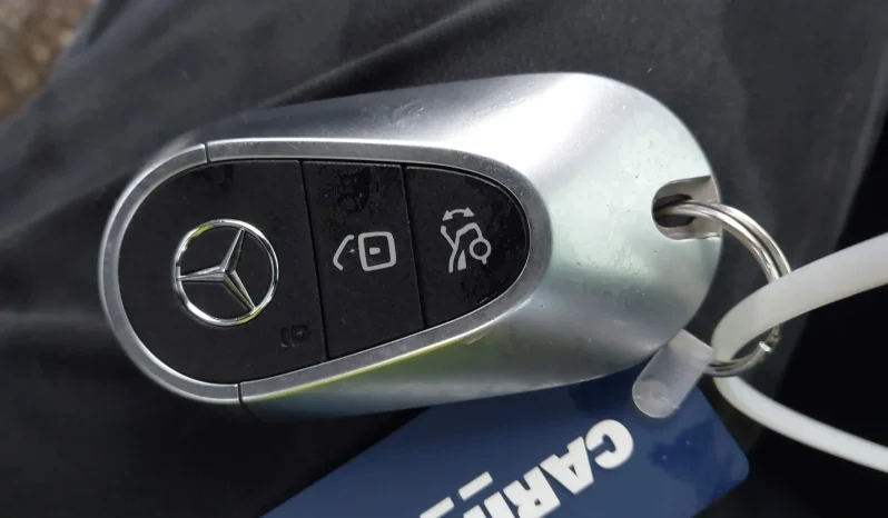 
								Mercedes-Benz C 300 full									