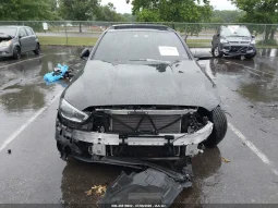 
										Mercedes-Benz C 300 full									