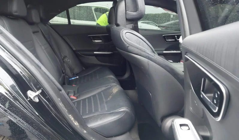 
								Mercedes-Benz C 300 full									
