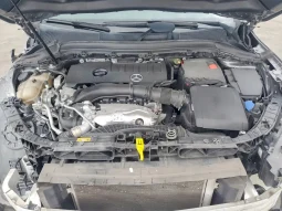 
										Mercedes-Benz GLA-Class full									