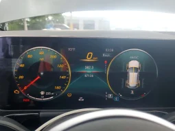 
										Mercedes-Benz GLA-Class full									