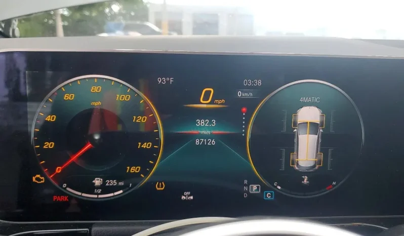 
								Mercedes-Benz GLA-Class full									