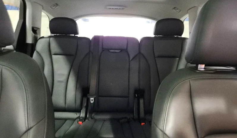 
								Audi Q7 full									