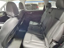 
										Audi Q7 full									