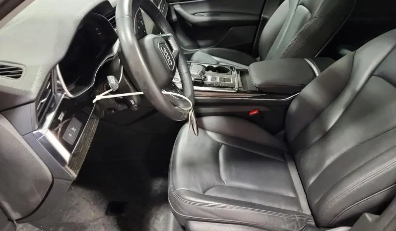 
								Audi Q7 full									