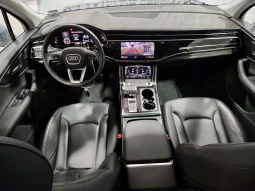 
										Audi Q7 full									