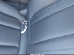 
										BMW 4 Series full									
