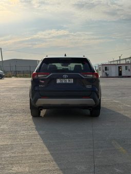
										2022 Toyota RAV4 Hybrid Limited full									