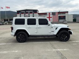 
										2021 Jeep Wrangler Unlimited Sahara High Altitude full									