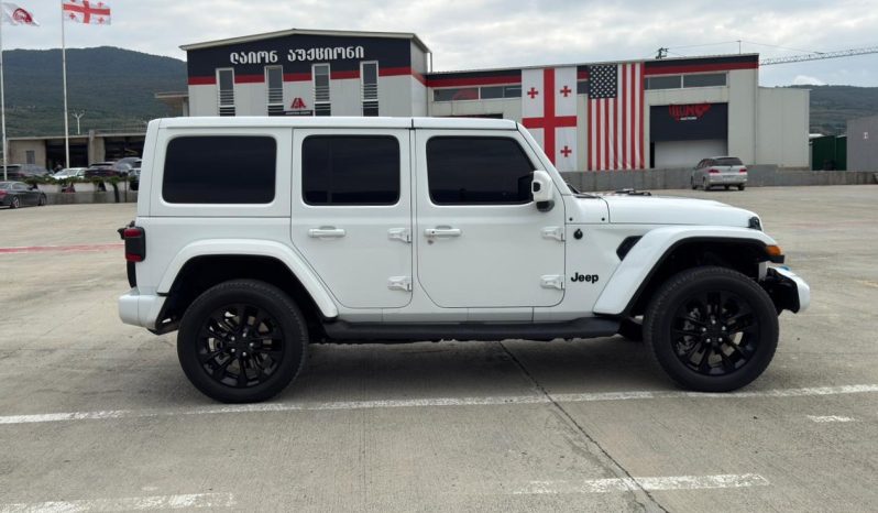 
								2021 Jeep Wrangler Unlimited Sahara High Altitude full									