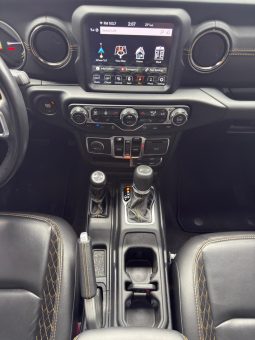 
										2021 Jeep Wrangler Unlimited Sahara High Altitude full									