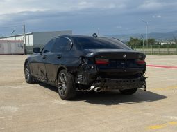 
										2022 BMW 3 Series 330i xDrive full									