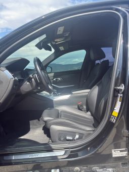 
										2022 BMW 3 Series 330i xDrive full									