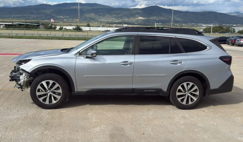 
								2021 Subaru Outback Premium full									