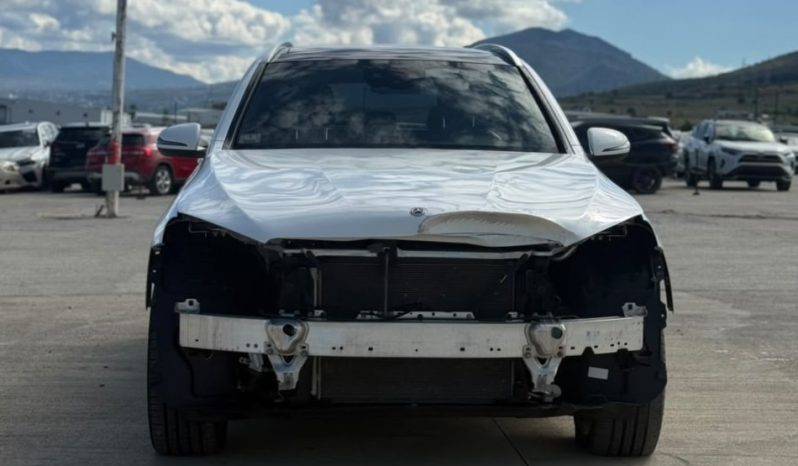
								2020 Mercedes-Benz GLC 300 full									