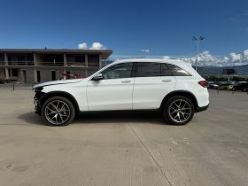2020 Mercedes-Benz GLC 300