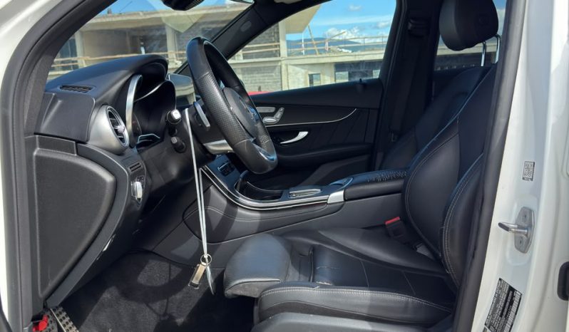 
								2020 Mercedes-Benz GLC 300 full									