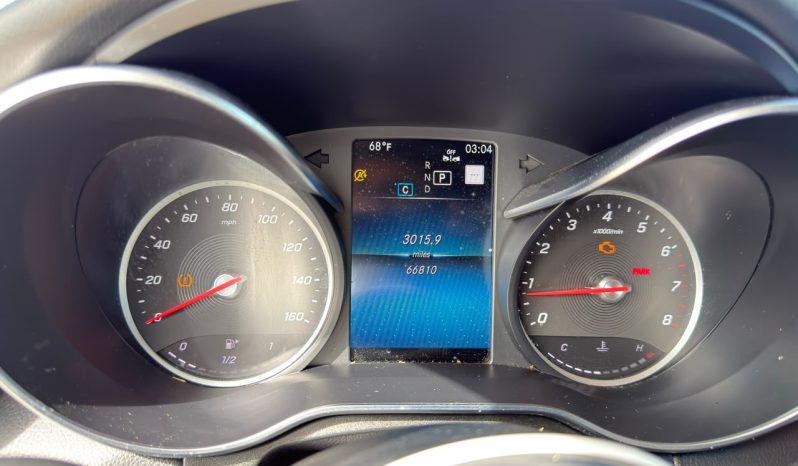 
								2020 Mercedes-Benz GLC 300 full									