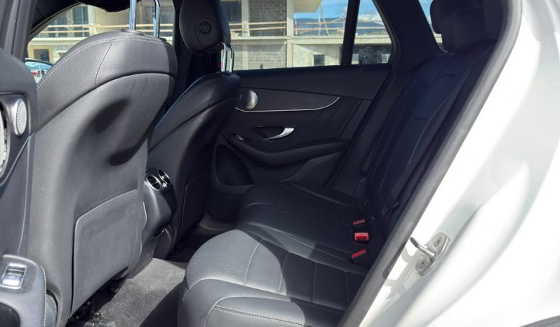 
								2020 Mercedes-Benz GLC 300 full									