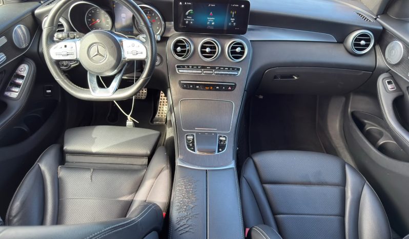 
								2020 Mercedes-Benz GLC 300 full									