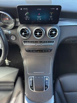 
										2020 Mercedes-Benz GLC 300 full									