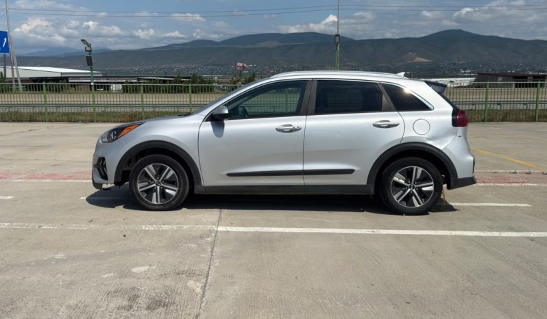 
								Kia Niro full									