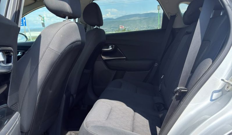 
								Kia Niro full									