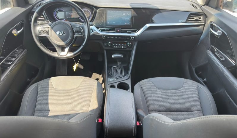 
								Kia Niro full									