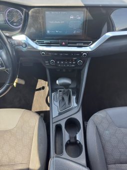
										Kia Niro full									