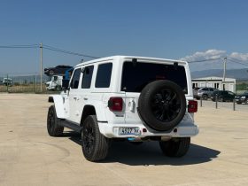 2021 Jeep Wrangler Unlimited Sahara High Altitude