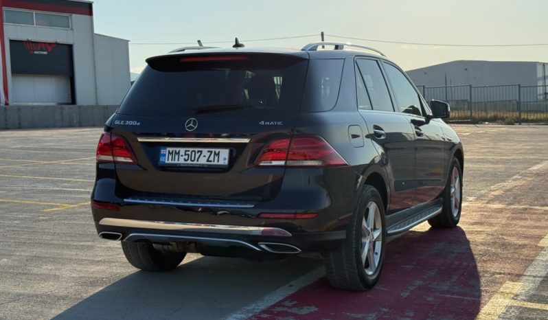 
								2016 Mercedes-Benz GLE 300D, 4Matic full									