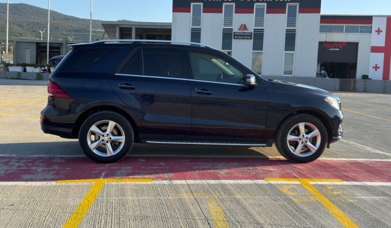 
								2016 Mercedes-Benz GLE 300D, 4Matic full									