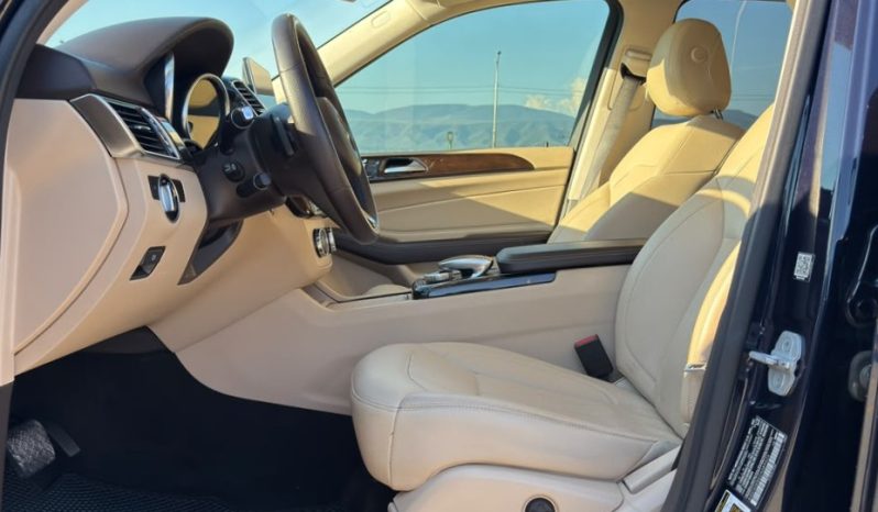 
								2016 Mercedes-Benz GLE 300D, 4Matic full									
