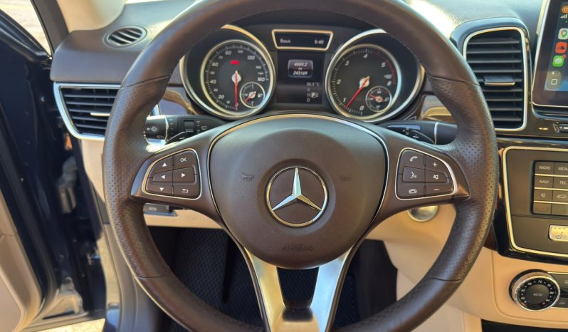 
								2016 Mercedes-Benz GLE 300D, 4Matic full									