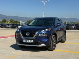 
										2021 Nissan Rogue SV full									
