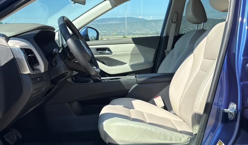 
								2021 Nissan Rogue SV full									