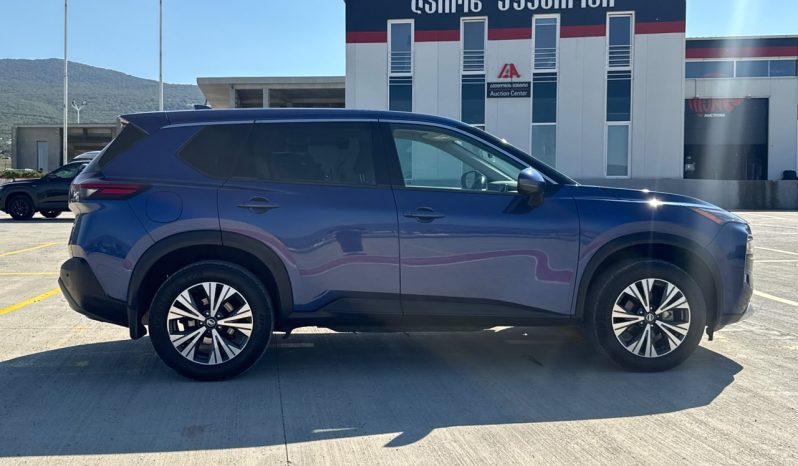 
								2021 Nissan Rogue SV full									