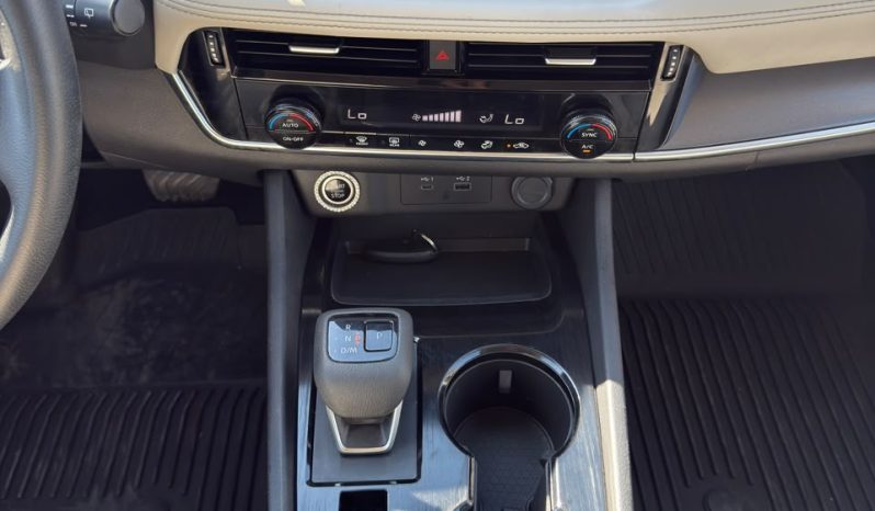 
								2021 Nissan Rogue SV full									