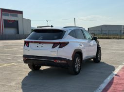 
										2022 Hyundai Tucson Blue full									