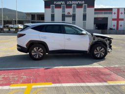 
										2022 Hyundai Tucson Blue full									
