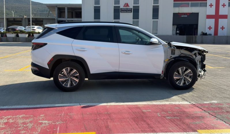 
								2022 Hyundai Tucson Blue full									